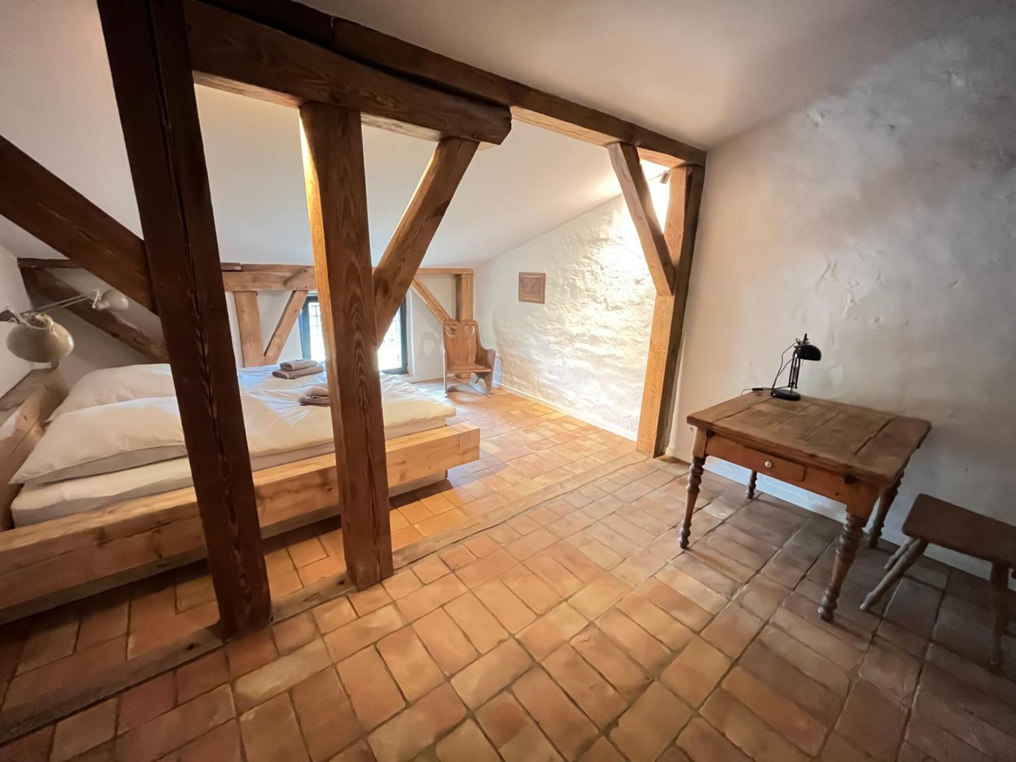 Grosse Wohnung Mit Loggia Templin Extérieur photo