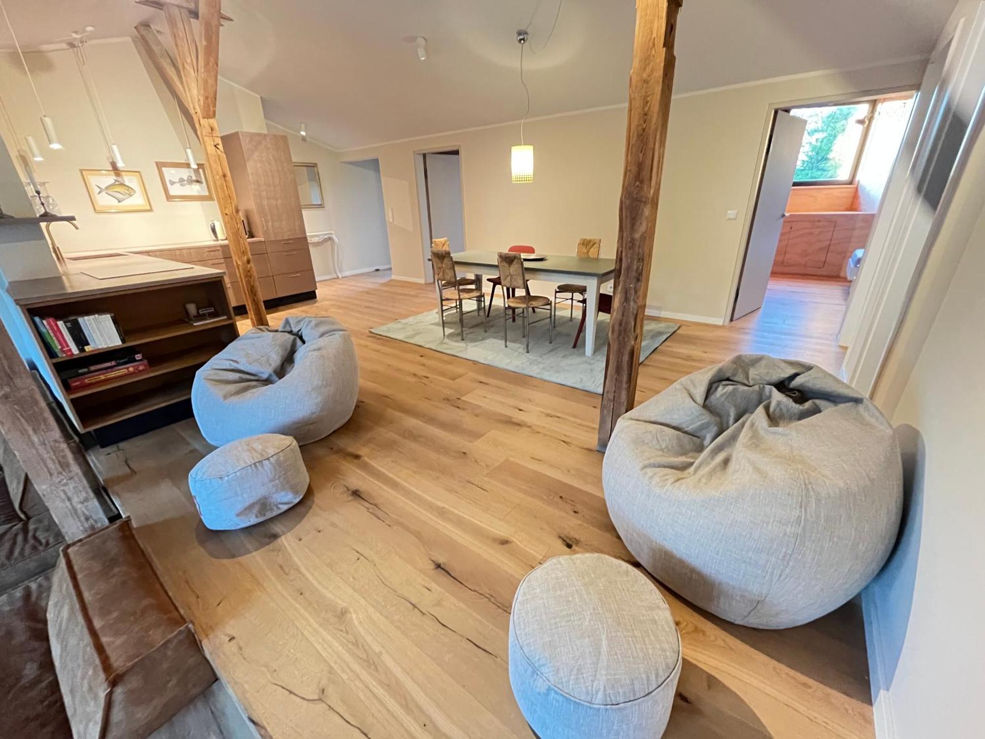 Grosse Wohnung Mit Loggia Templin Extérieur photo