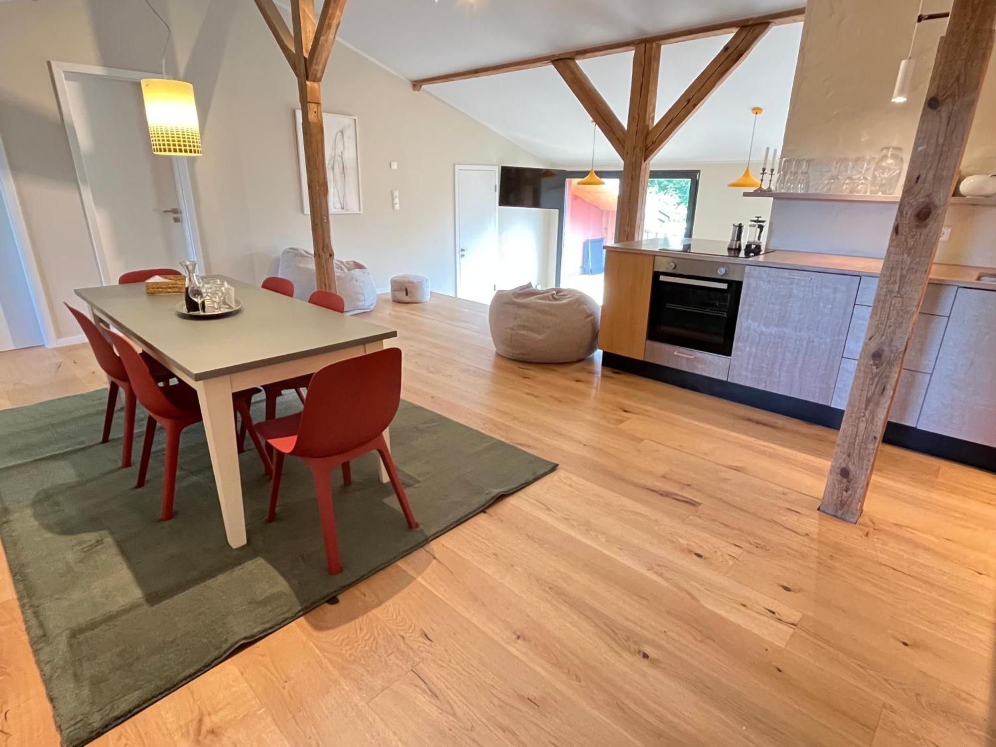 Grosse Wohnung Mit Loggia Templin Extérieur photo